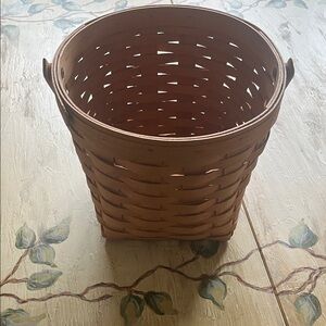Longaberger 1996 Handwoven Basket